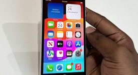 Good
													Apple iPhone SE 3rd Gen 2022 - Unlocked, Starlight, 64 GB, A2595, photo 1 of 11