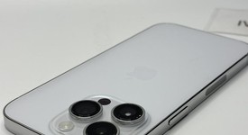 Good
													Apple iPhone 14 Pro - Unlocked, Silver, 256 GB, A2650, photo 2 of 6