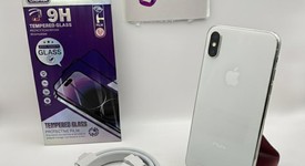 Good
													Apple iPhone Xs - Unlocked, Silver, 256 GB, A1920, photo 1 of 5