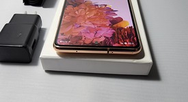 Good
													Samsung Galaxy S20 FE 5G - Unlocked, Cloud Orange, 128 GB, 6 GB, SM-G781U1/DS, photo 4 of 7