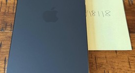 Mint
													Apple iPhone 16 Pro - Unlocked, Black, 128 GB, A3083, photo 3 of 6