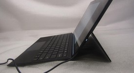 Fair
													Microsoft Surface Pro 6 - Wi-Fi, Black, 256 GB, 8 GB, photo 4 of 12