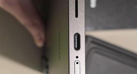 Mint
													Samsung Galaxy S24 Ultra - AT&T, Black, 256 GB, 12 GB, SM-S928U, photo 3 of 6