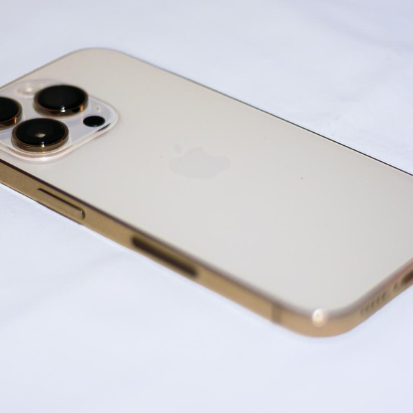 Apple iPhone 14 Pro - Unlocked, 128 GB, Gold, A2650