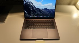 Good
													MacBook Pro Late 2023 (M3) - 14" - Apple M3 Max 14-core, Black, 1 TB, 36 GB, 30-core GPU, photo 1 of 18