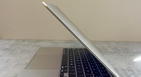 Mint
													MacBook Air 2022 - 13" - Apple M2, Starlight, 256 GB, 8 GB, photo 5 of 8