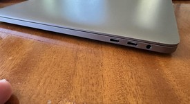 Mint
													MacBook Pro 2017 (With Touch Bar) - 13" - I5, Gray, 256 GB, 8 GB, photo 5 of 17