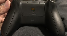 Mint
													Xbox One X (2017) - Black, Standard, photo 3 of 14