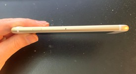 Good
													Apple iPhone 7 - AT&T, Gold, 32 GB, A1778, photo 5 of 9