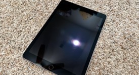 Good
													Apple iPad Pro 9.7" - Unlocked, Gray, 32 GB, A1674, photo 2 of 5