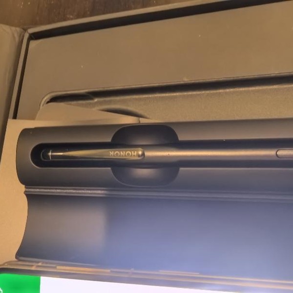 Honor Magic V3 - Unlocked Non-US, 512 GB, Brown, 12 GB