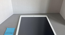 Good
													Apple iPad 8th Gen - Wi-Fi, Silver, 128 GB, A2270, photo 2 of 5
