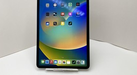 Mint
													Apple iPad Pro 11" 2nd Gen 2020 - Unlocked, Silver, 128 GB, A2068, photo 3 of 6