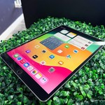 Good Apple iPad Pro 10.5 inch - Unlocked, 256 GB, Gray