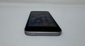 Good
													Apple iPhone SE 1st Gen 2016 - Unlocked, Grey, 16 GB, A1723, photo 4 of 6