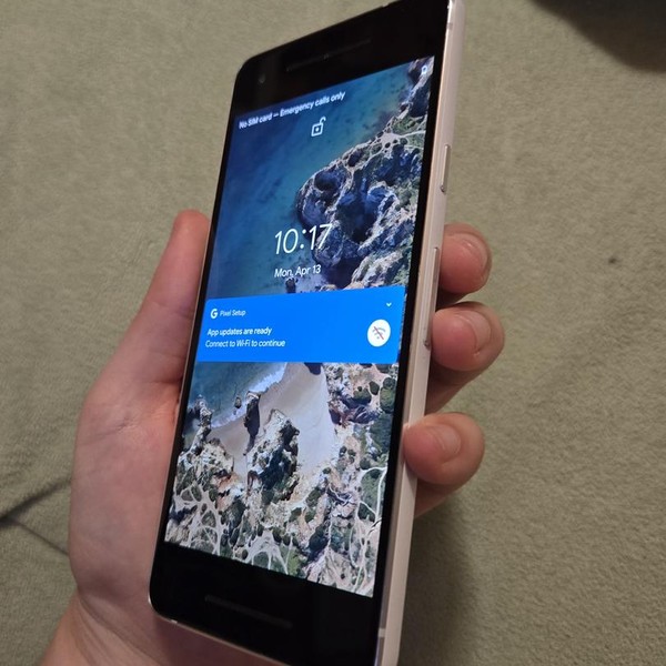 Google Pixel 2 - Unlocked, White, 64 GB, Google Edition