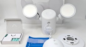 Mint
													Google Nest Cam with Floodlight - Snow, photo 1 of 9