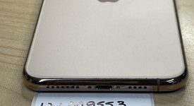 Good
													Apple iPhone 11 Pro Max - Unlocked, Gold, 64 GB, A2161, photo 4 of 5