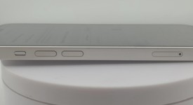 Good
													Apple iPhone 14 - Unlocked Non-US, Starlight, 128 GB, A2882, photo 4 of 10