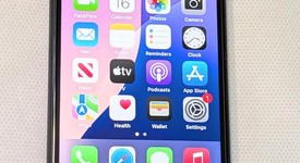 Mint
													Apple iPhone SE 3rd Gen 2022 - US Cellular, Midnight, 64 GB, A2595, photo 1 of 8