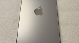 Mint
													Apple iPhone 15 Pro - Unlocked, Black, 256 GB, A2848, photo 2 of 10