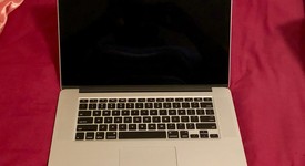 Mint
													MacBook Pro 2015 (Retina) - 15" - Silver, 1 TB, 16 GB, photo 1 of 20
