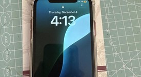 Good
													Apple iPhone Xr - Unlocked, Red, 128 GB, A1984, photo 3 of 5