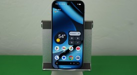 Good
													Google Pixel 10 Pro - Verizon, Moonstone, 256 GB, G4QUR, photo 2 of 17