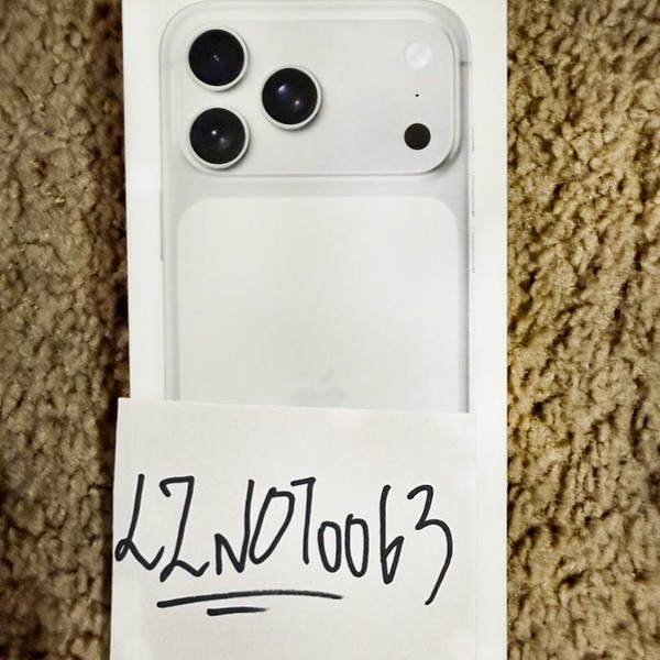 Apple iPhone 17 Pro Max - AT&T, 512 GB, Silver, A3257