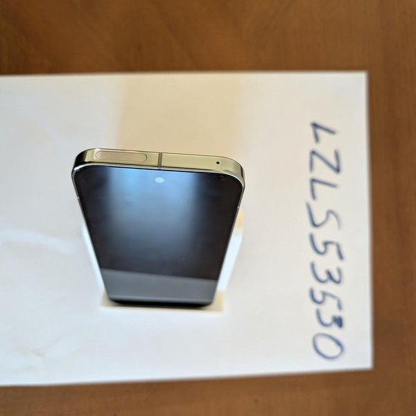 Google Pixel 9 Pro - Unlocked, 128 GB, Hazel, 16 GB, GR83Y