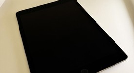 Fair
													Apple iPad Pro 9.7" - Verizon, Gray, 128 GB, A1674, photo 2 of 7