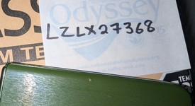 Good
													Motorola Razr Plus (2024) - Unlocked, Green, 256 GB, 12 GB, photo 3 of 5