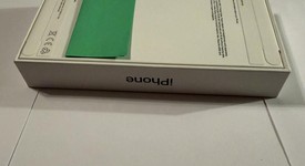 New
													Apple iPhone 16 Pro - Unlocked, Black, 256 GB, A3083, photo 4 of 5