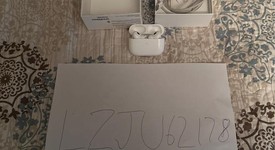 Used
													Apple AirPods Pro 2nd Gen - USB-C, photo 1 of 4