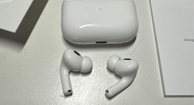 Used
													Apple AirPods Pro 2nd Gen - USB-C, photo 2 of 3