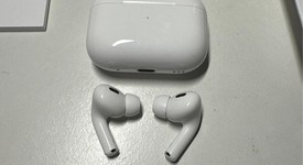 Used
													Apple AirPods Pro 2nd Gen - USB-C, photo 2 of 3