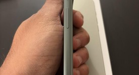 Good
													Google Pixel 8 - Unlocked, Hazel, 256 GB, 8 GB, G9BQD, Sub-6 5G, photo 2 of 11