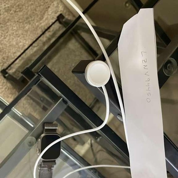 Apple Watch Ultra 2 49mm - Unlocked, Natural, A2986