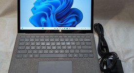 Good
													Microsoft Surface Laptop 4 - I5, Platinum, 256 GB, 8 GB, 13.5", photo 1 of 8