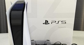 Mint
													PlayStation 5 Standard Edition (2020) - White, 825 GB, Standard Edition, photo 2 of 17