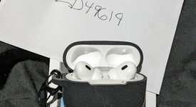 Used
													Apple AirPods Pro 2nd Gen - Lightning, photo 1 of 1