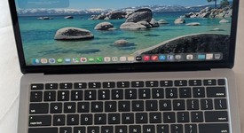 Good
													MacBook Air 2020 - 13" - Apple M1, Gray, 512 GB, 8 GB, photo 1 of 11