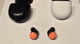 Used
													Google Pixel Buds Pro - Coral, photo 1 of 6