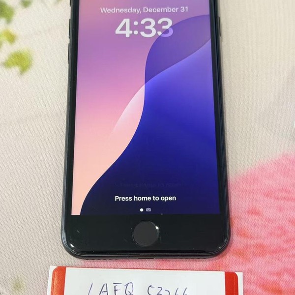 Apple iPhone SE 2nd Gen 2020 - Unlocked, 128 GB, Black, A2275