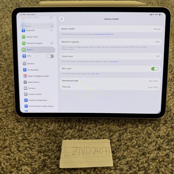 Apple iPad Pro 11 inch (M4) 2024 - Unlocked, 256 GB, Silver, 8 GB, A2837, Standard Glass