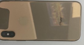 Good
													Apple iPhone Xs - Unlocked, Gold, 64 GB, A1920, photo 4 of 11