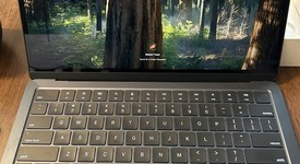 Good
													MacBook Air 2024 (M3) - 13" - Apple M3, Midnight, 512 GB, 16 GB, 8-core GPU, photo 4 of 6