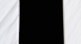 Mint
													Apple iPhone 15 Pro - Unlocked, Natural, 256 GB, A2848, photo 1 of 10