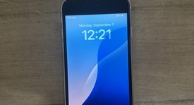 Good
													Apple iPhone SE 3rd Gen 2022 - Unlocked, Starlight, 64 GB, A2595, photo 2 of 7