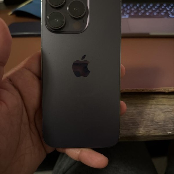 Apple iPhone 14 Pro - Unlocked, 256 GB, Purple, A2650